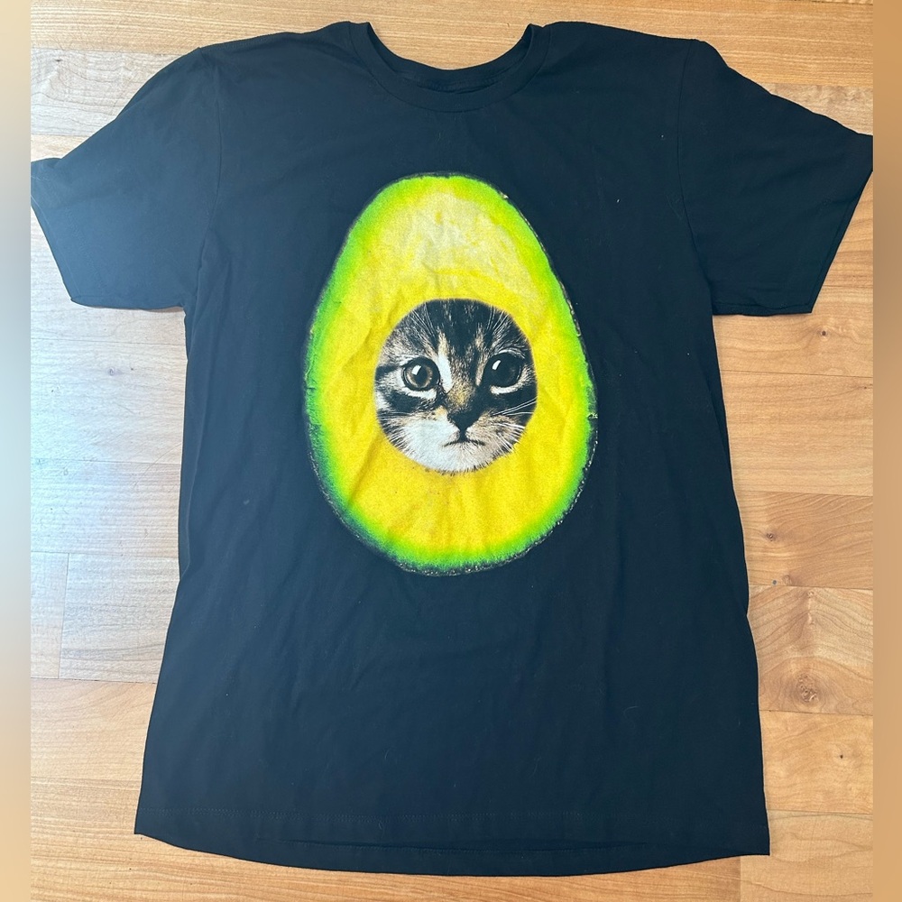Black matter L t-shirt